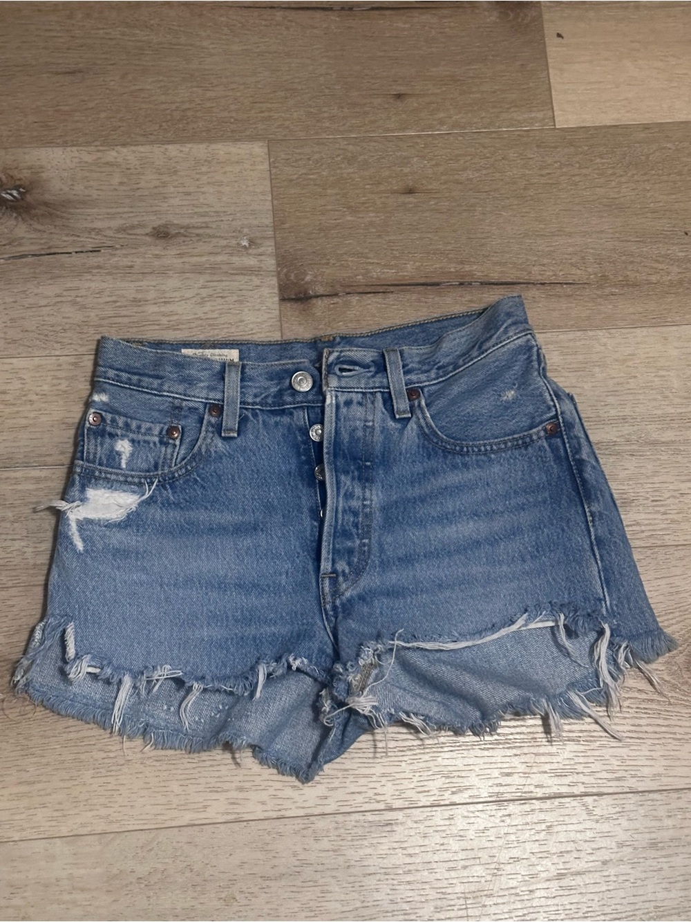 Levi’s Classic Raw-Hem Denim Shorts